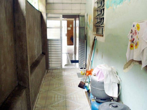 Imagem 24 de 25 de Casa Bem Próximo A Avenida Antônio Emerich E Do Hipermercado Extra E Do Bradesco E Também De Escolas Como Escola Particular Mundial E Escola Municipal Constante - Hm1032