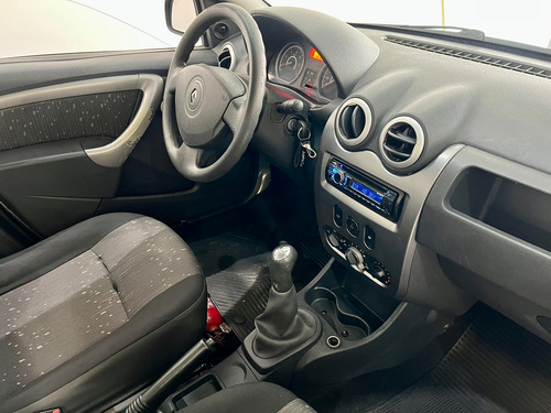 Renault Logan Logan Expression 1.0 16V (flex)