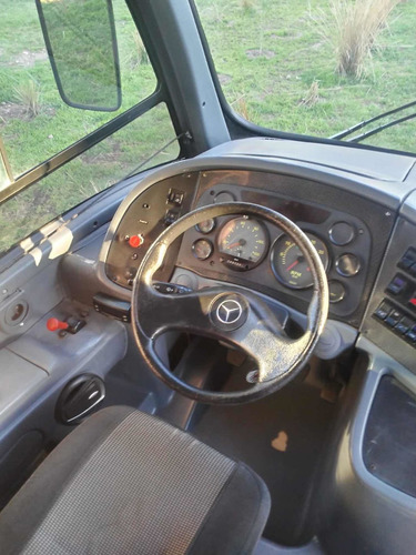 Mercedes Benz 915 Saldivia