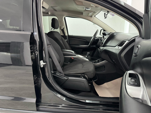 Dodge Journey 2.4 Sxt 7 Pasajeros Plus At