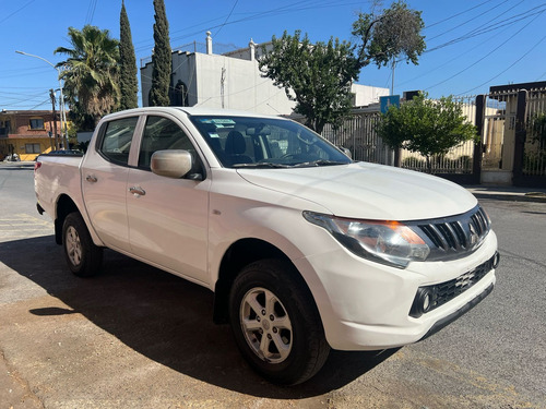 Mitsubishi L200 2.5 Di-d Cabina Doble 4x4 Mt