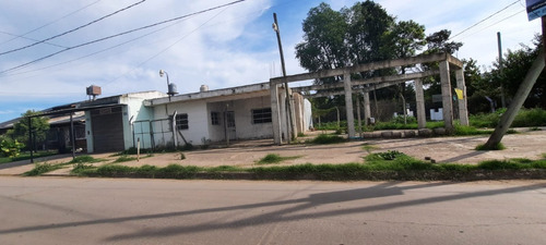 Imagen 2 de 4 de Oportunidad Local + Casa + Galpon/deposito Fco. Alvarez