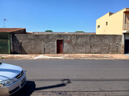 Terreno Em Ótima Localização!
