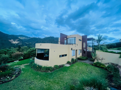 Arriendo Increíble Casa Campestre En Conjunto Cerrado,  La Calera - Administración Incluida