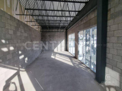 Local Comercial En Renta, Plaza Platz, Las Misiones, Chihuahua, Chih.