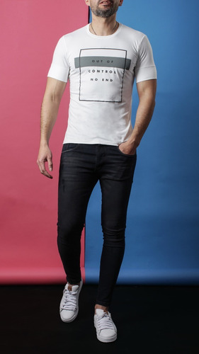Imagen 2 de 2 de Remera Estampada Out Of Control 39212 No End Hombre