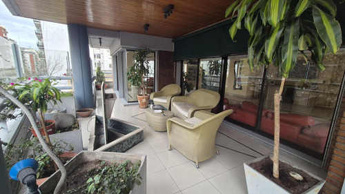 Departamento En Venta Av. Montes De Oca Al 400