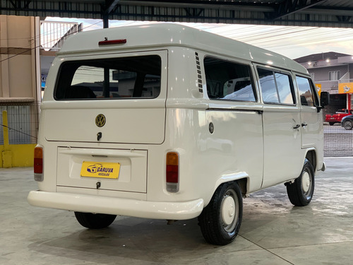 Volkswagen Kombi 1.4 MI STD 8V FLEX 4P MANUAL