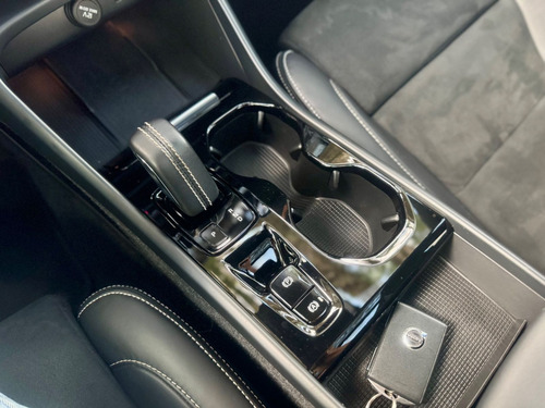 Volvo XC40 40 T-5 HÍBRIDO R-DESIGN 1.5 262CV FWD