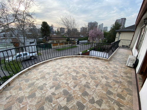 Gran Casa Remodelada! En Agradable Sector De Ñuñoa
