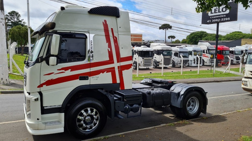 Imagem 7 de 13 de Volvo Fm 370 Teto Alto 2012 4x2 Automático