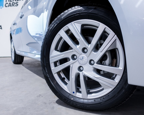 Peugeot 208 1.6l Active Tiptronic