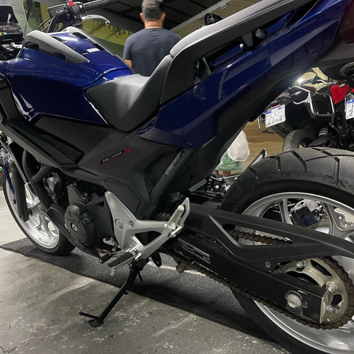 Imagem 2 de 10 de Honda Nc 750x Abs