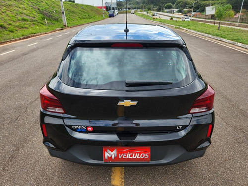 Chevrolet Onix LT II 1.0 (Flex)