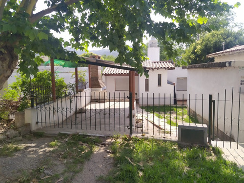 Imagen 1 de 16 de Alquiler - Casa 2 Dormitorios - La Falda - Gas Natural