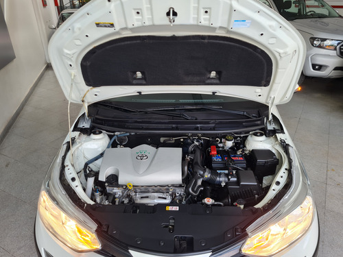 Toyota Yaris 1.5 107cv Xs Sedan