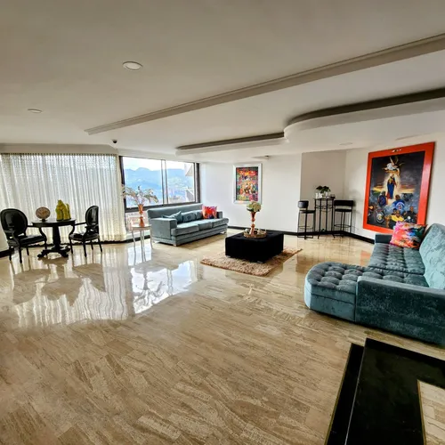 Apartamento En Venta En Los Balsos. Cod V12228