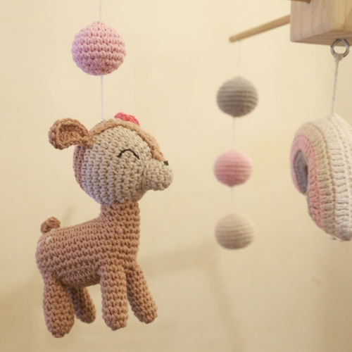 Movil Cuna Tejido Crochet Bambis Pelotitas Cunero