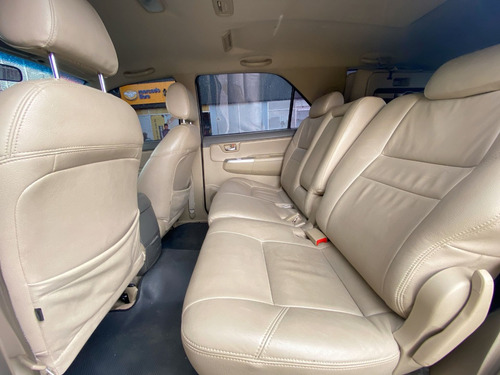 Toyota Fortuner 2.7l 4x2