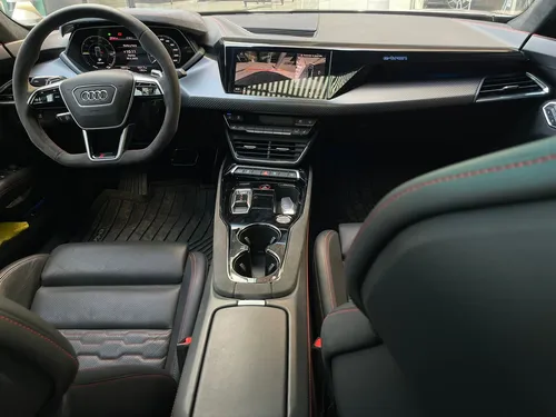 Audi E-tron rs e-tron