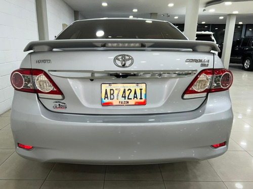 Imagen 3 de 15 de Toyota Corolla