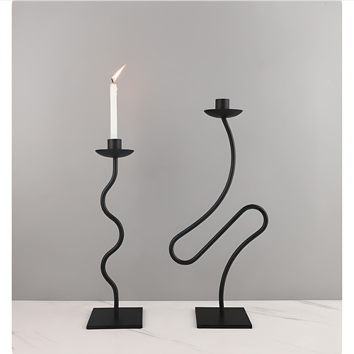Adornos De Candelabro Geométricos Con Forma De Línea De Hier