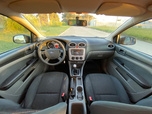 Imagen 6 de 12 de Ford Focus Exe Style 1.6