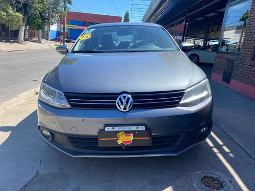 Volkswagen Vento 2.0 Tdi