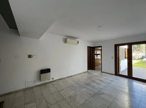 Imagen 10 de 30 de Casa Cuatro Dormitorios Echesortu