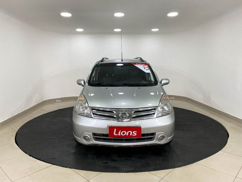 Imagem 3 de 17 de Nissan Livina