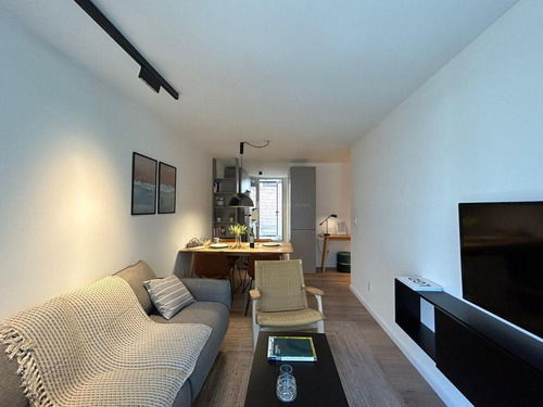 Venta Apartamento De 2 Dormitorios Con Garaje En Cordón Sur A Estrenar. -- Ideal Inversores