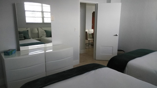 Imagen 8 de 12 de Alquiler Temporario De Departamento Miami 6/7 Personas 11p