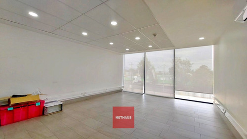 Nethaus Vende Excelente Centro Logístico C. Sombrero - Maipú