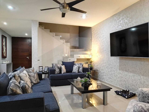 Imagen 9 de 16 de Facinante Residencia En Mayorazgo Residencial En León Gto