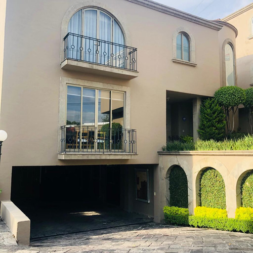 Venta, Bella Casa En Condominio En Pedregal De San Angel.