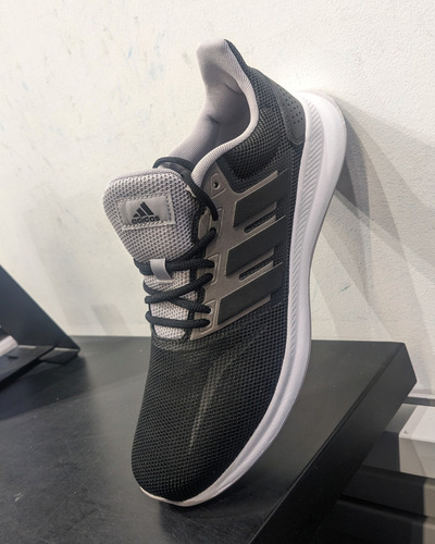 Zapatos adidas Runfalcon Fw5056 Original Talla Dis Y 45.