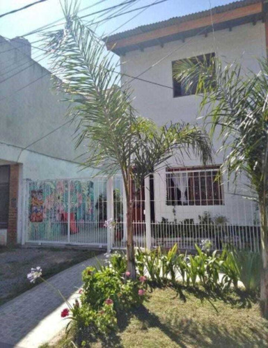 Departamento Dúplex  En Venta En Berazategui Oeste, Berazategui, G.b.a. Zona Sur
