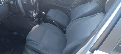Volkswagen Suran 1.6 Trendline 11b