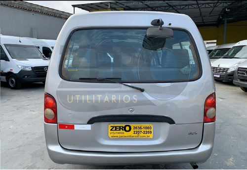 H-100 16 Lugares Escolar 2003