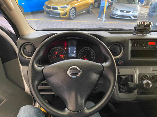 Imagen 13 de 15 de Nissan Urvan 2019 2.5 Panel Ventanas Amplia Mt