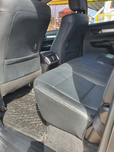 Toyota Hilux 3.0 Cd Srv Cuero 171cv 4x2 - E4 2016