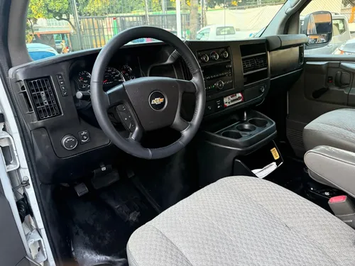 Chevrolet Express Van 2013 Ls 15