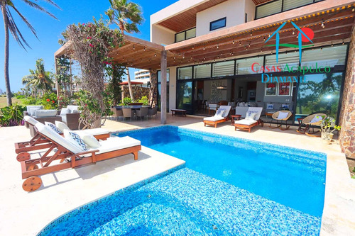 Cad Delta 4. Terraza Con Alberca Y Jardín Privados
