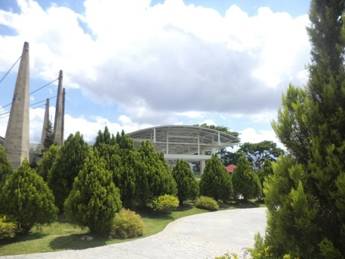 Imagen 4 de 14 de Se Vende Parcela En El Cementerio Del Este