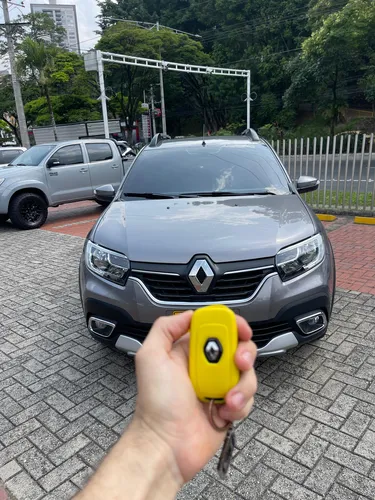Renault Stepway 1.6 Dynamique / Intens Automática
