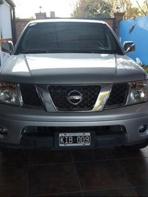 Nissan Frontier 2011 2.5 Le Cab Doble At 4x4
