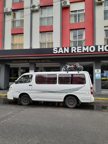 Imagen 18 de 19 de Mini Bus Brilliance Jinbei Haise 2.7
