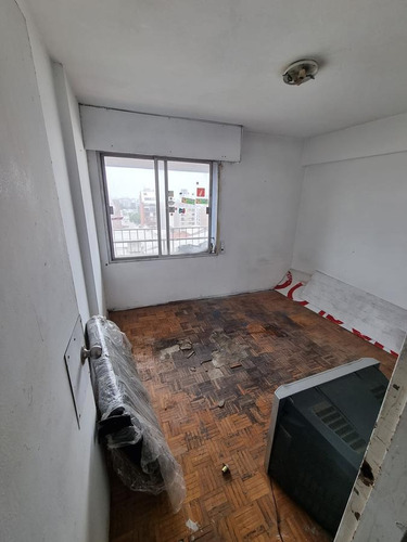 Imagen 12 de 18 de Apartamento -tristan Narvaja Y 18, Piso Alto, Gran Vista Y Terraza, 114 M2 9 M2 Terraza , Gge !!