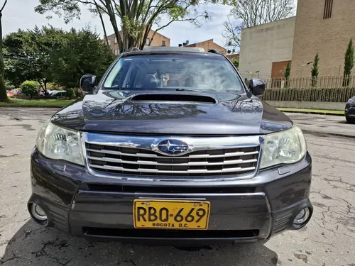 Subaru Forester 2.5 Xt
