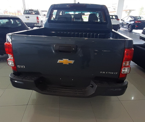 Imagen 3 de 16 de Chevrolet S10 4x2 Lt Manual 2022